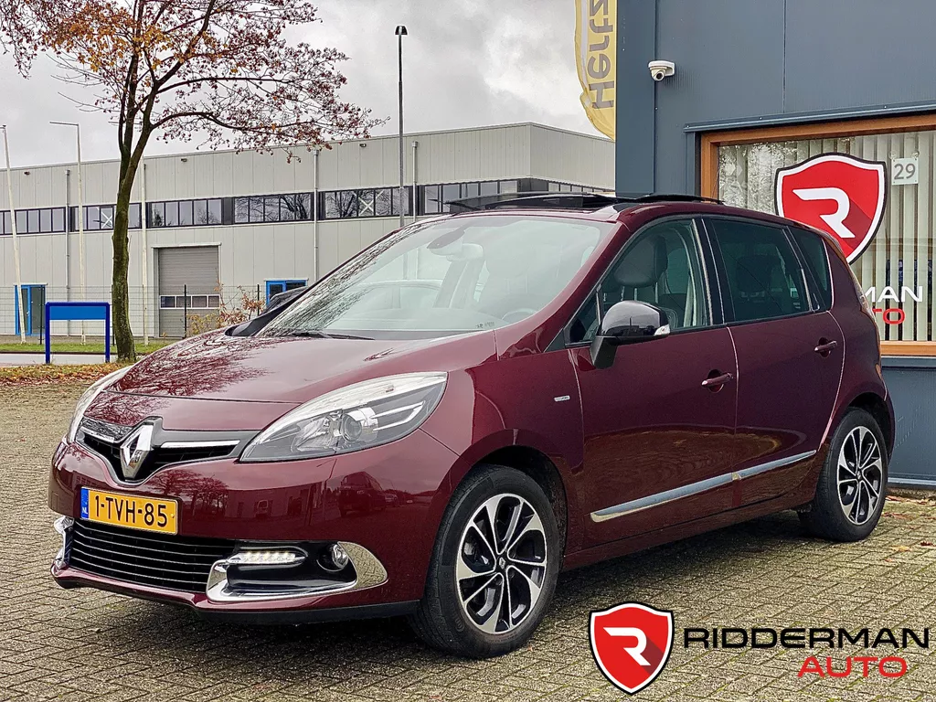 Renault Sc&eacute;nic 1.2 TCe Bose Panoramadak/Clima/Trekhaak/Org NL